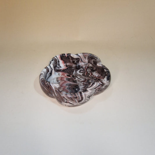 Prato Decorativo em Jesmonite – Coleção Terra Fumê