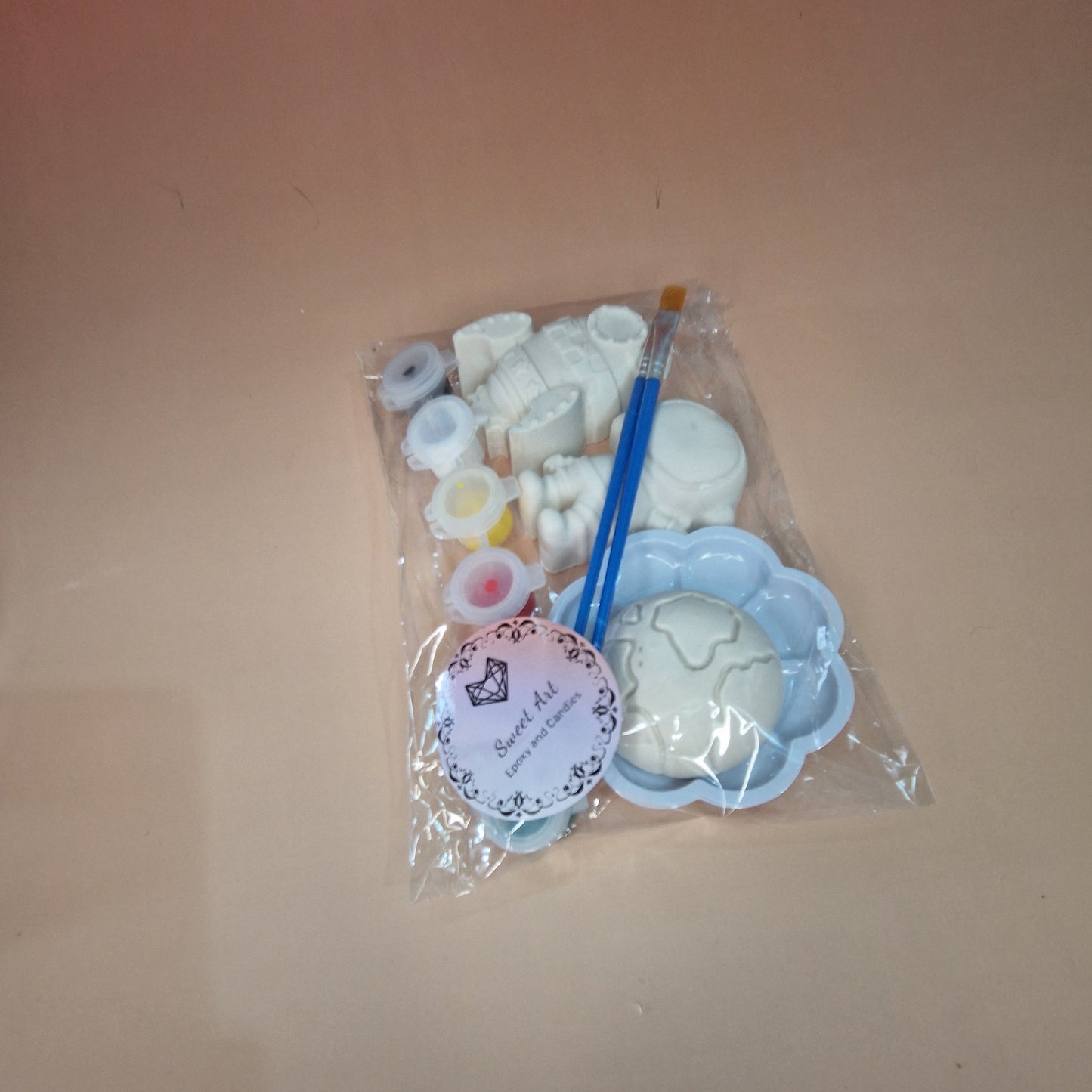 Kit de Pintura Criativo – Planeta Terra, Foguetão e Astronauta em Jesmonite