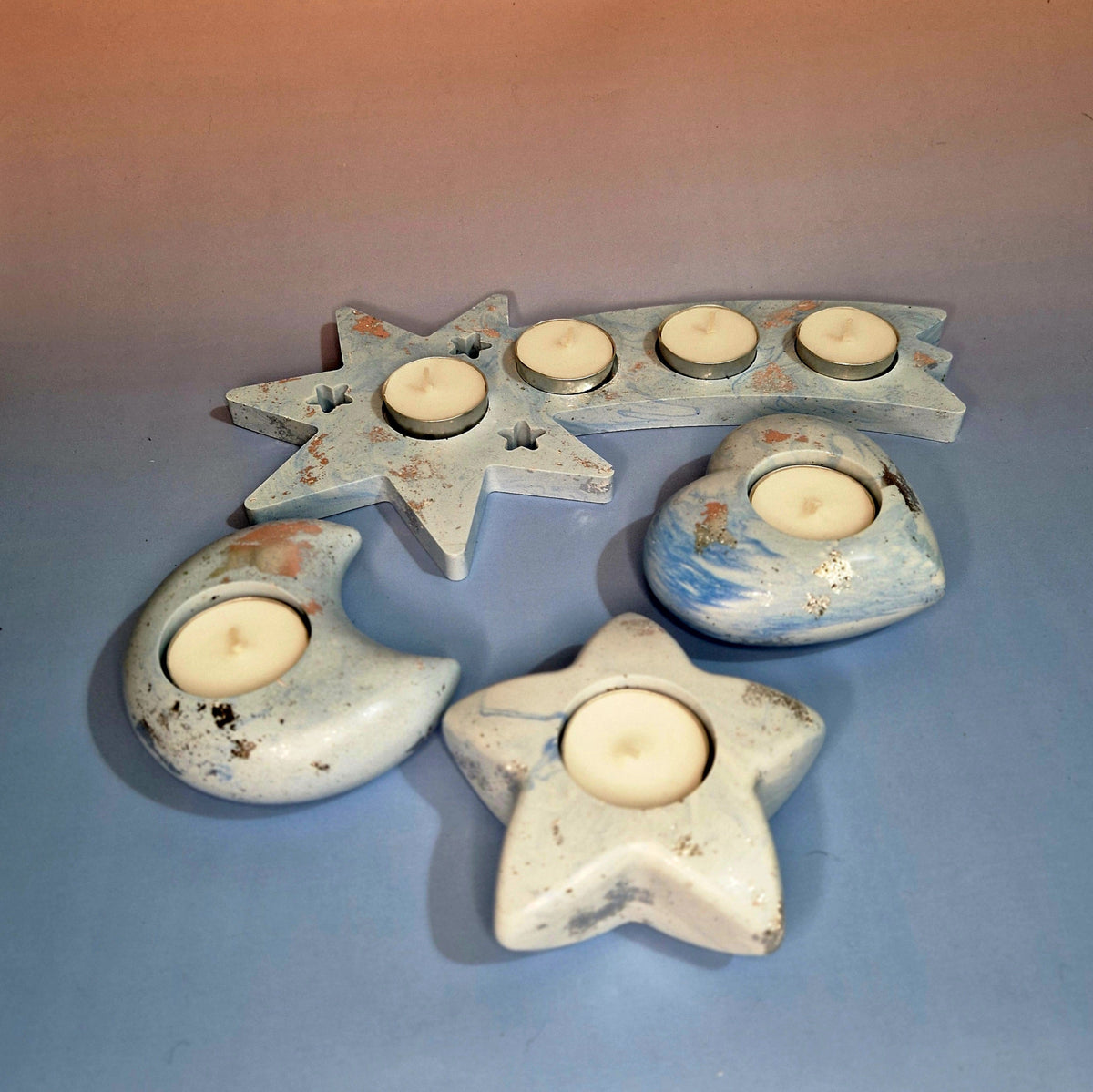 Conjunto Céu Sereno – Porta-Velas Artesanais em Jesmonite (4 Peças)