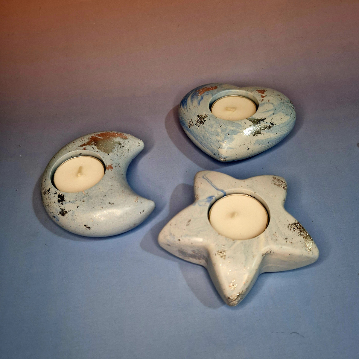 Conjunto Céu Sereno – Porta-Velas Artesanais em Jesmonite (4 Peças)