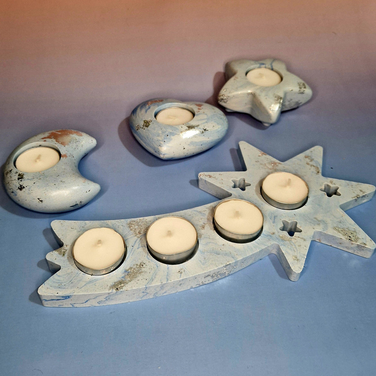 Conjunto Céu Sereno – Porta-Velas Artesanais em Jesmonite (4 Peças)