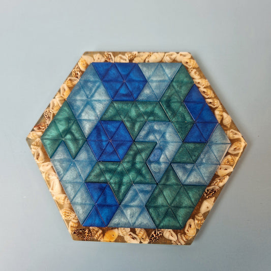Quebra-Cabeças Hexagonal em Resina Epóxi – “Oceano”