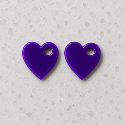 Amelia – Pendente em forma de coração, criado artesanalmente em resina epóxi pela Sweet Art. Cor : roxo